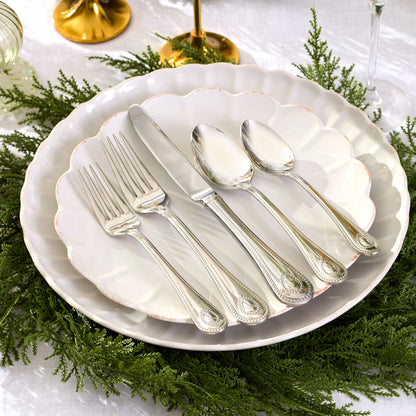 French Perle Scallop White 4-Piece Place Setting