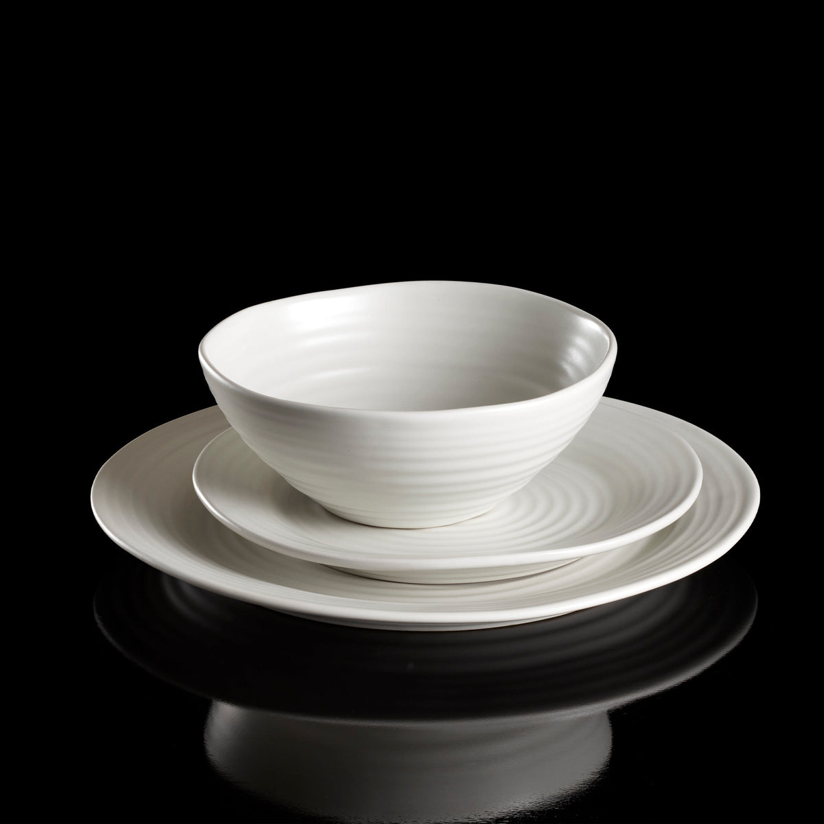 Ridge White 12-Piece Dinnerware Set