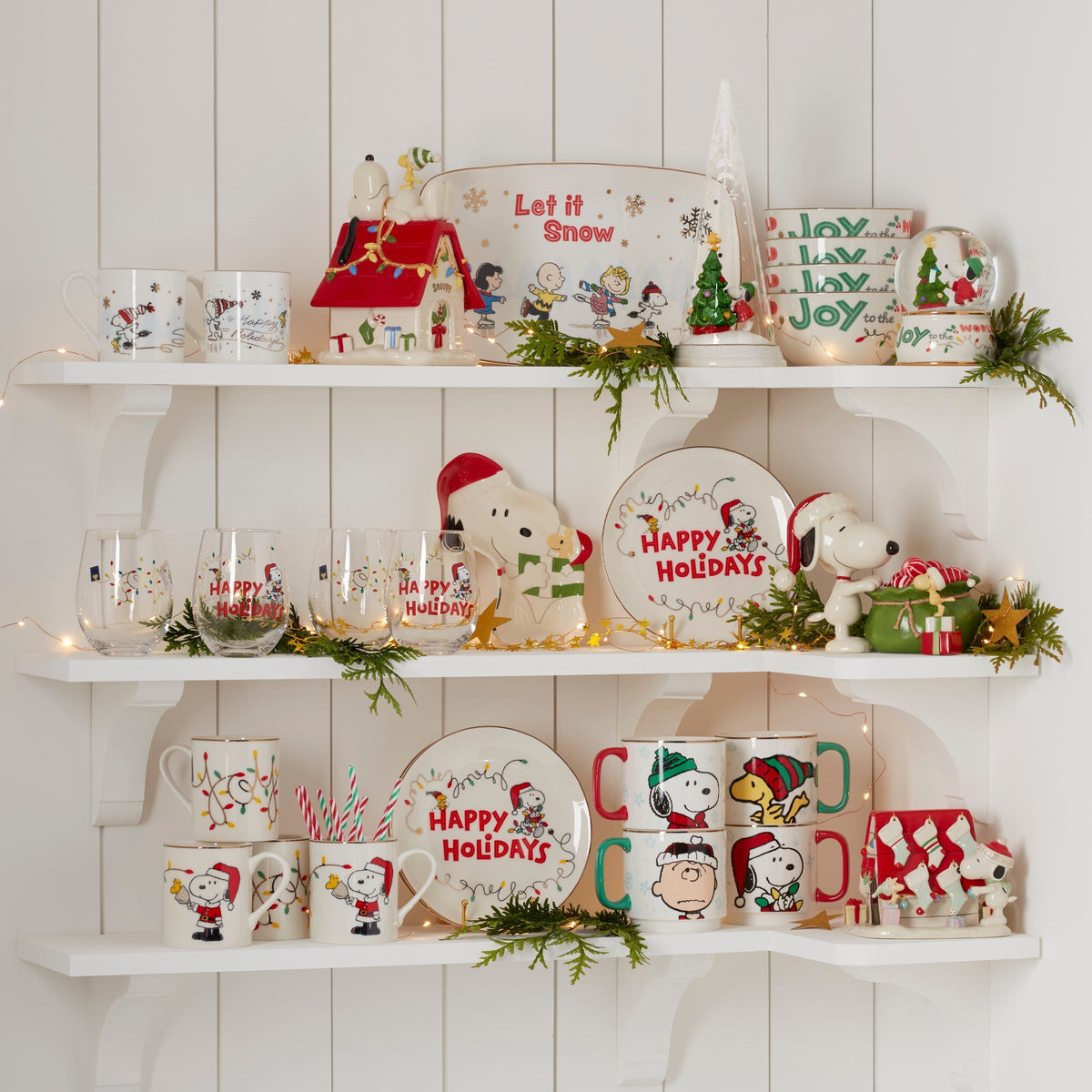 Snoopy Christmas Stacking Mugs, Set of 4