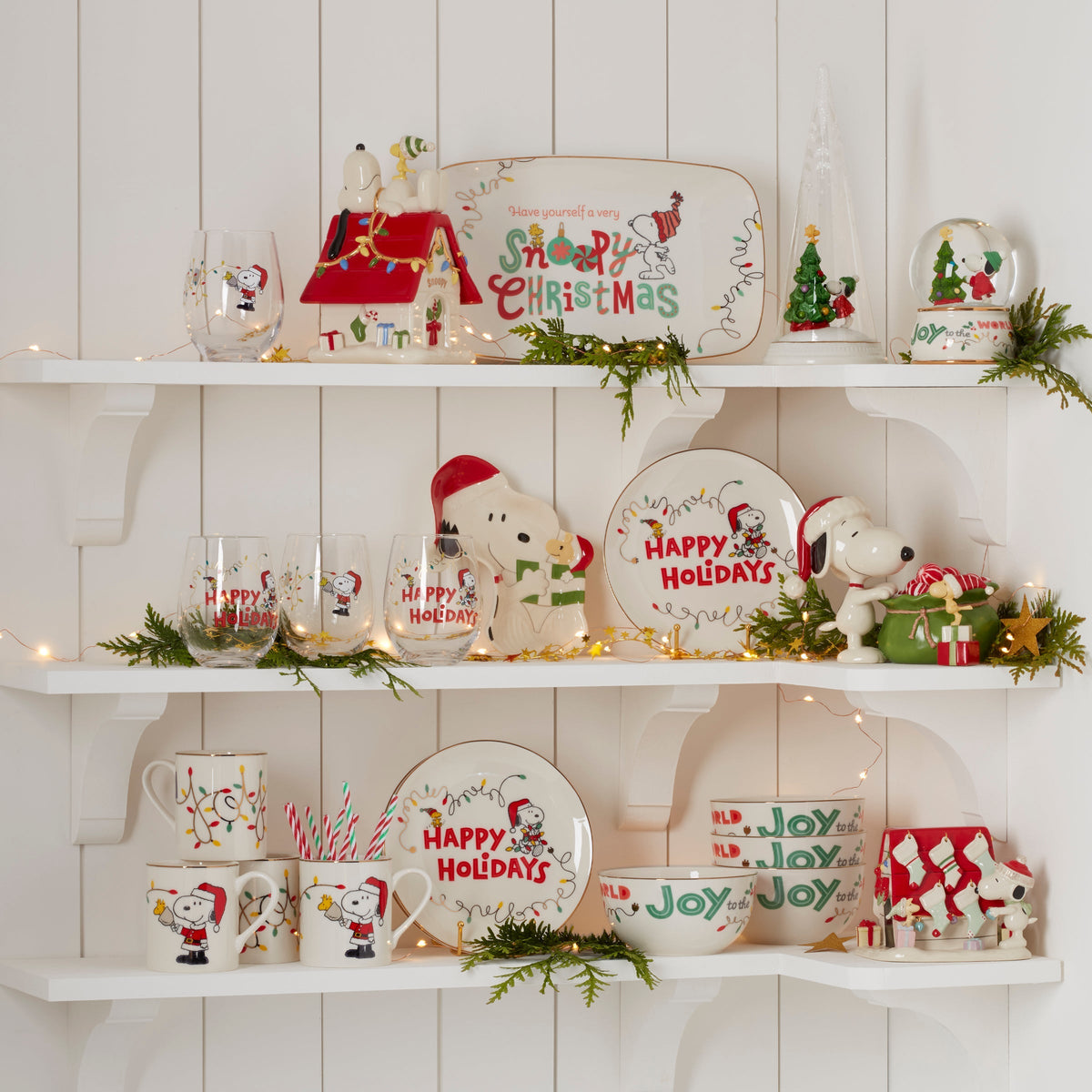 Snoopy Christmas 12-Piece Dessert Set