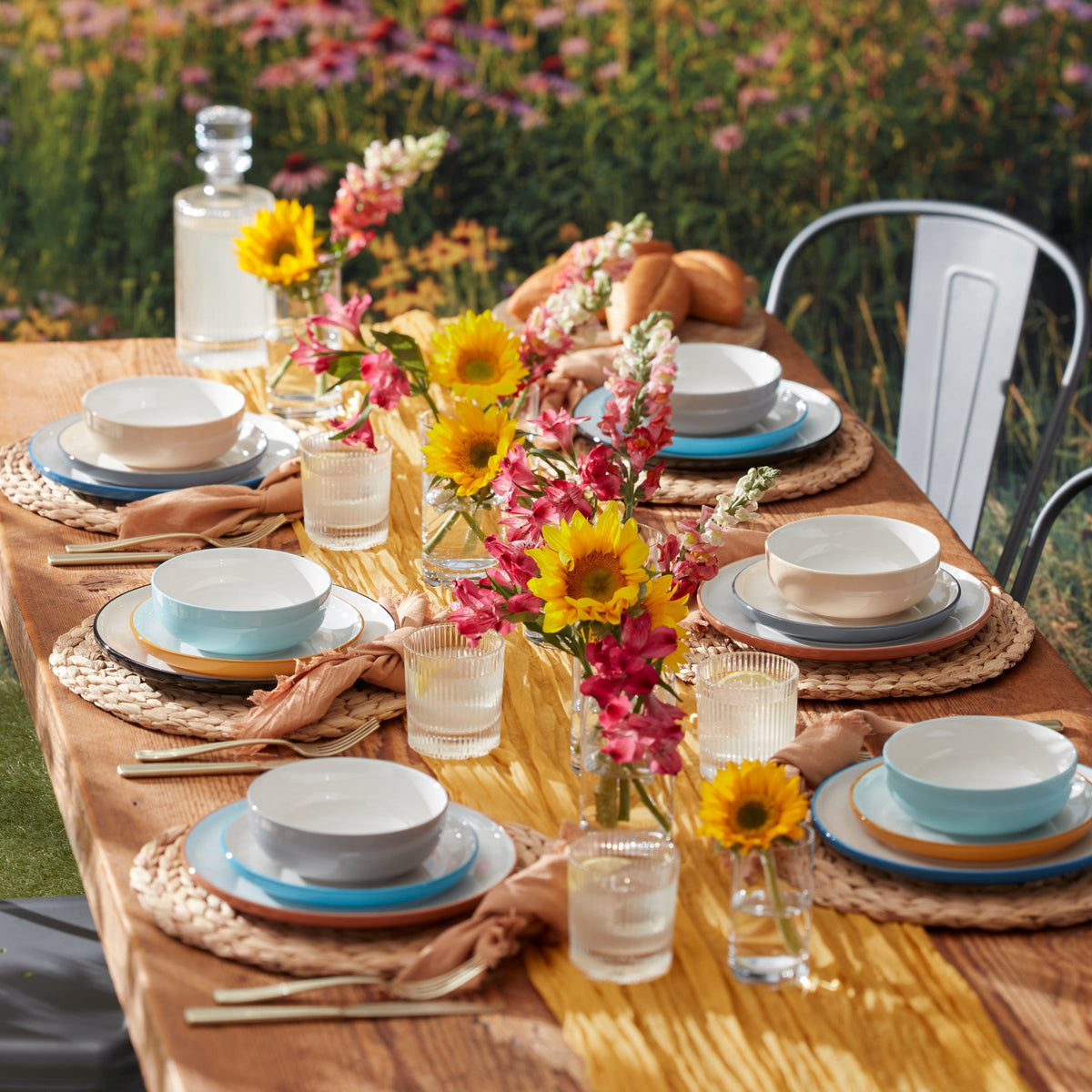 24 Seven Colors Pumice 12-Piece Dinnerware Set